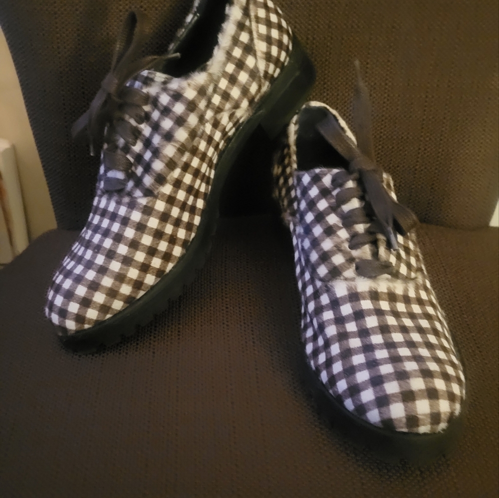Brown and Cream tie up Italian plaid shoes